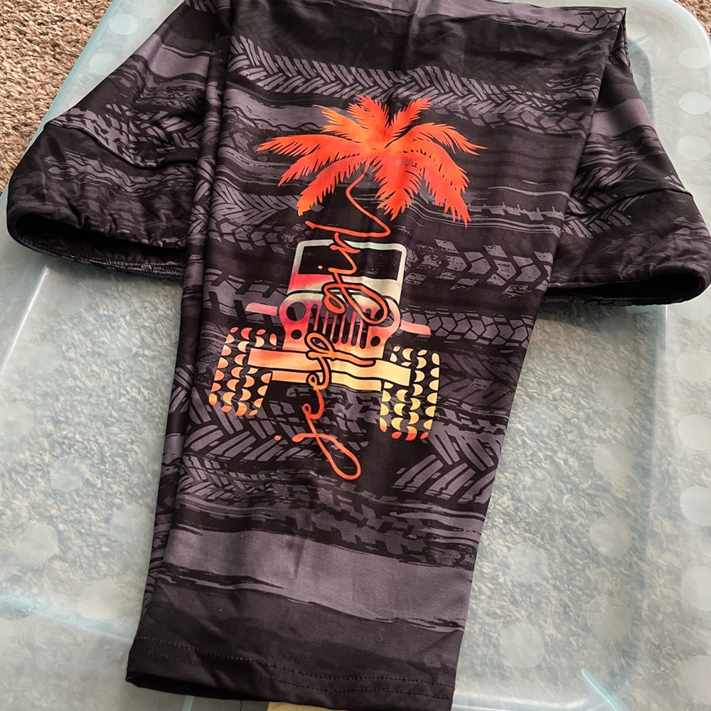 Black and Orange Jeep Graphic Legging Capris